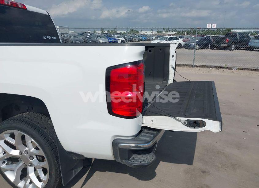 Photo 19 of 2015 Chevrolet Silverado 1500 1LT (VIN 3GCPCREC0FG398683)