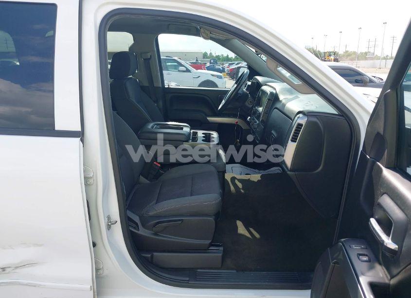 Photo 5 of 2015 Chevrolet Silverado 1500 1LT (VIN 3GCPCREC0FG398683)