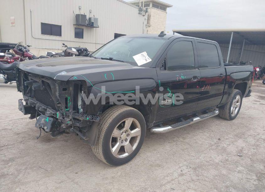 Photo 2 of 2015 Chevrolet Silverado 1500 1LT (VIN 3GCPCREC0FG412551)