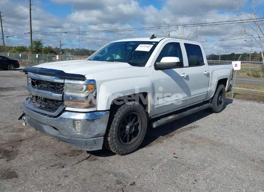 Photo 2 of 2016 Chevrolet Silverado 1500 1LT (VIN 3GCPCREC0GG105124)