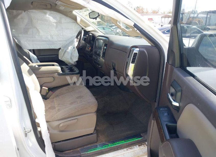 Photo 5 of 2016 Chevrolet Silverado 1500 1LT (VIN 3GCPCREC0GG105124)