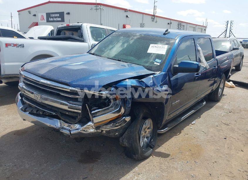 Photo 2 of 2017 Chevrolet Silverado 1500 1LT (VIN 3GCPCREC0HG103763)