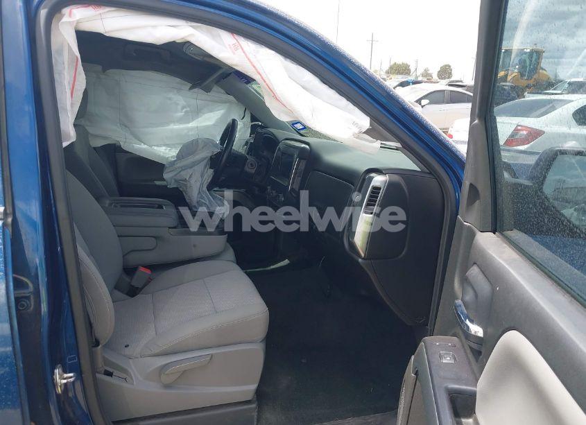 Photo 5 of 2017 Chevrolet Silverado 1500 1LT (VIN 3GCPCREC0HG103763)