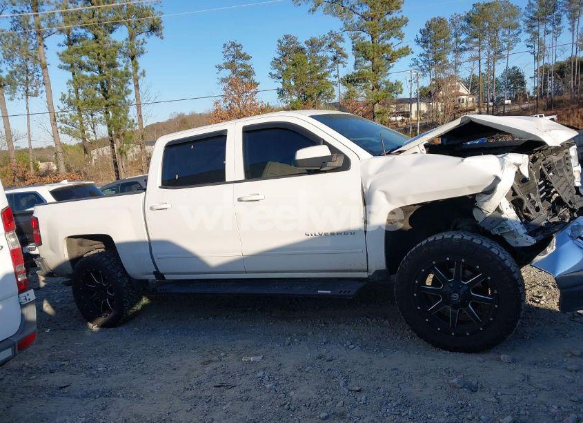 Photo 13 of 2017 Chevrolet Silverado 1500 1LT (VIN 3GCPCREC0HG125150)