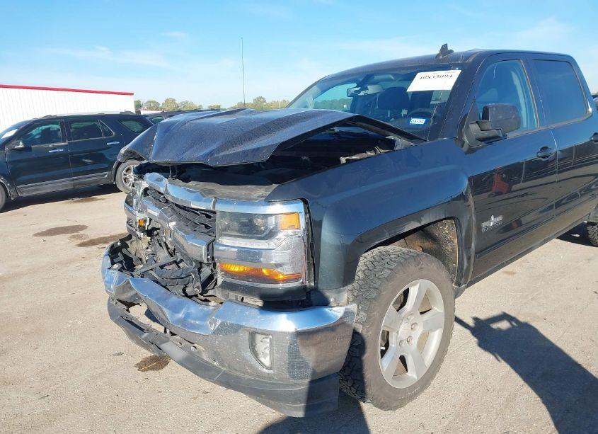 Photo 6 of 2018 Chevrolet Silverado 1500 1LT (VIN 3GCPCREC0JG201116)