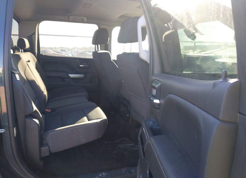 Photo 8 of 2018 Chevrolet Silverado 1500 1LT (VIN 3GCPCREC0JG201116)