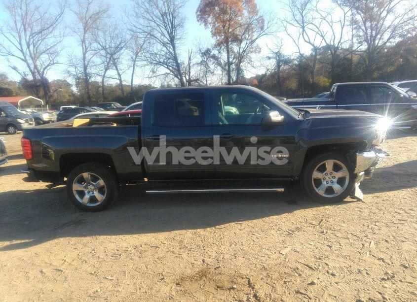 Photo 14 of 2018 Chevrolet Silverado 1500 1LT (VIN 3GCPCREC0JG560577)