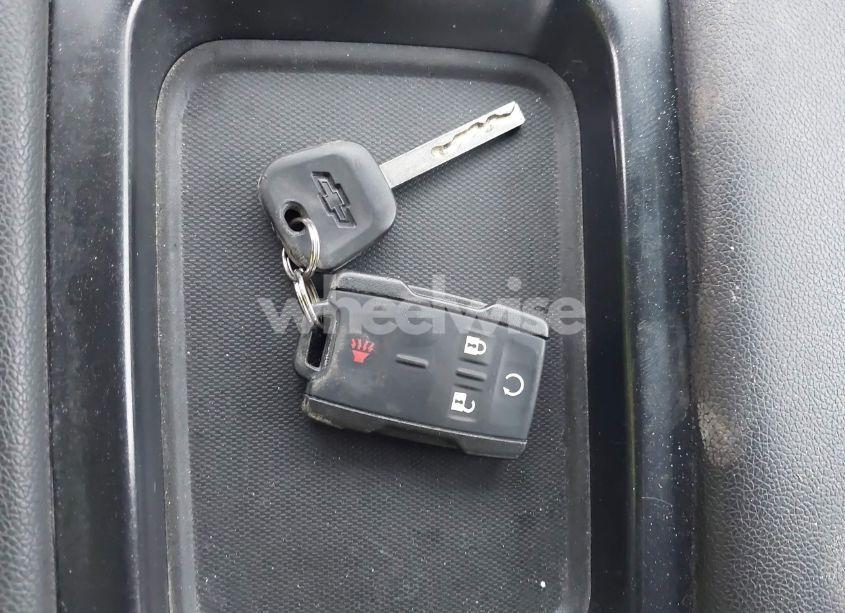 Photo 11 of 2018 Chevrolet Silverado 1500 1LT (VIN 3GCPCREC0JG613259)