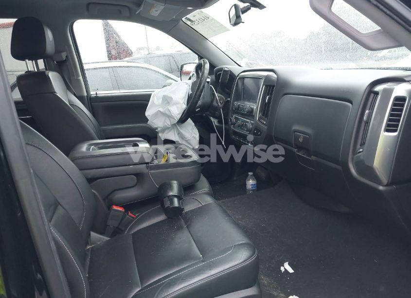 Photo 5 of 2018 Chevrolet Silverado 1500 1LT (VIN 3GCPCREC0JG613259)