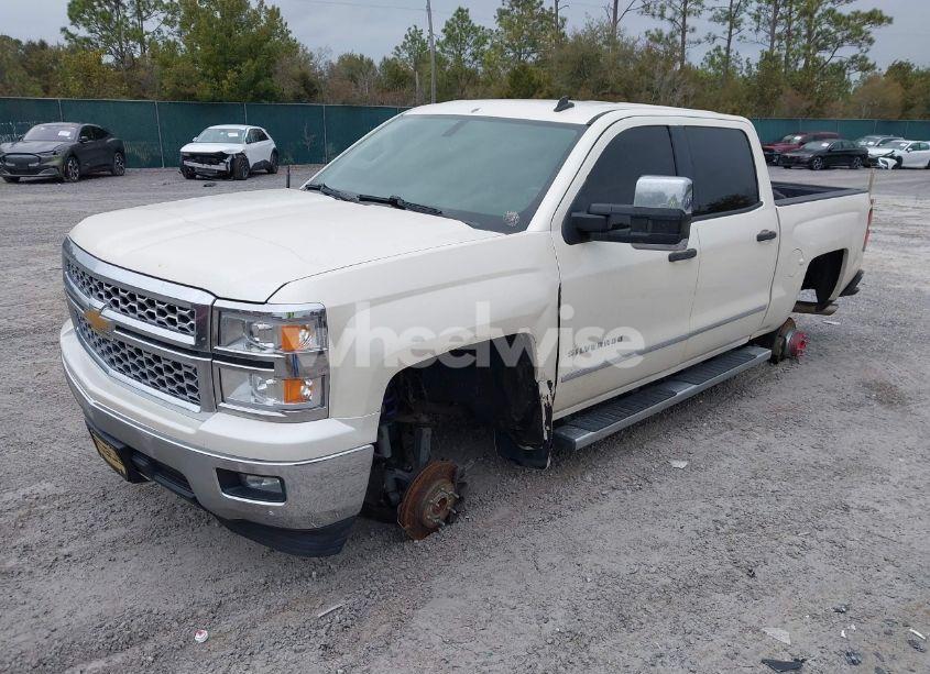 Photo 2 of 2014 Chevrolet Silverado 1500 1LT (VIN 3GCPCREC1EG253375)