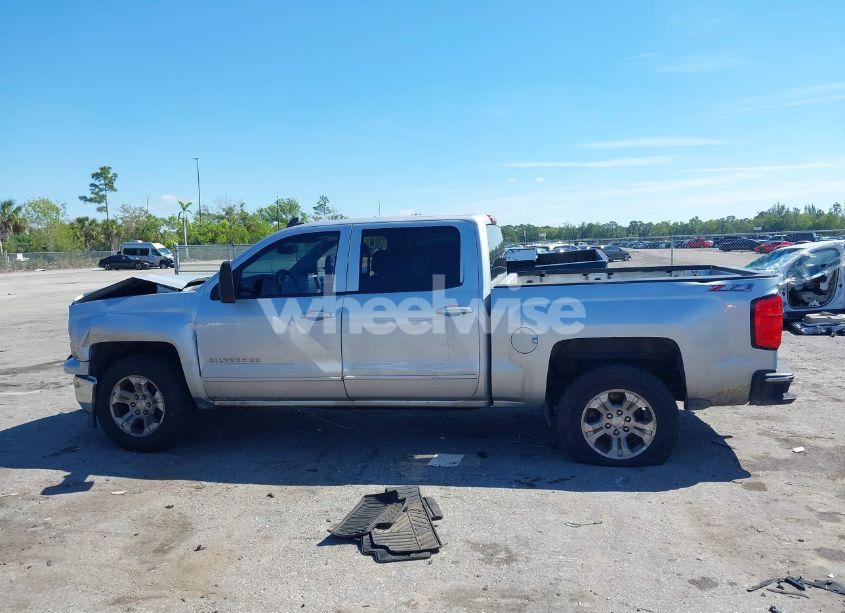 Photo 14 of 2015 Chevrolet Silverado 1500 2LT (VIN 3GCPCREC1FG420738)