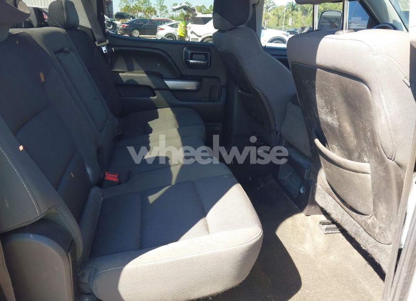 Photo 8 of 2015 Chevrolet Silverado 1500 2LT (VIN 3GCPCREC1FG420738)