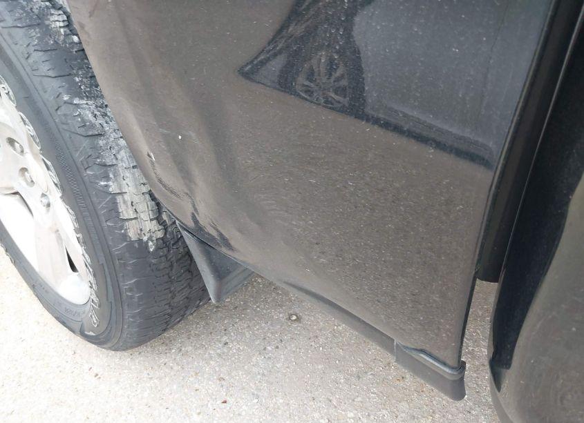 Photo 19 of 2016 Chevrolet Silverado 1500 1LT (VIN 3GCPCREC1GG243738)