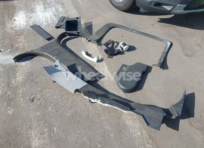 Photo 12 of 2016 Chevrolet Silverado 1500 1LT (VIN 3GCPCREC1GG323802)