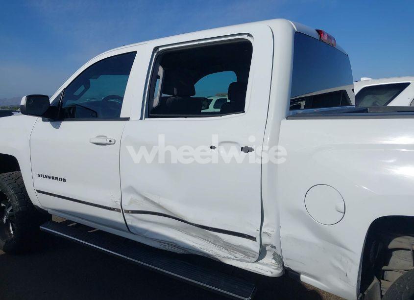 Photo 15 of 2016 Chevrolet Silverado 1500 1LT (VIN 3GCPCREC1GG323802)