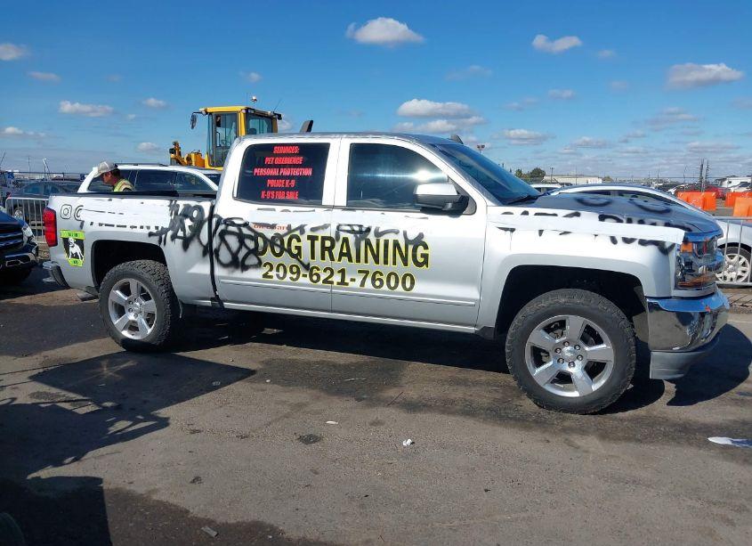 Photo 13 of 2017 Chevrolet Silverado 1500 1LT (VIN 3GCPCREC1HG311893)