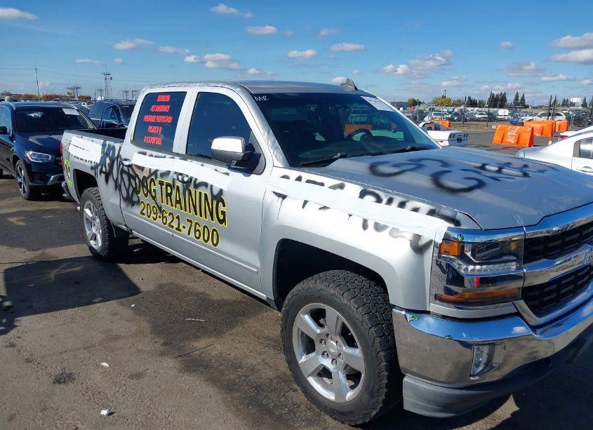 Photo 6 of 2017 Chevrolet Silverado 1500 1LT (VIN 3GCPCREC1HG311893)