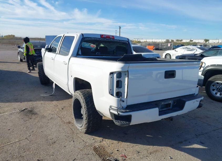 Photo 3 of 2017 Chevrolet Silverado 1500 1LT (VIN 3GCPCREC1HG353626)