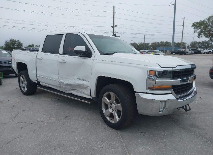 2017 Chevrolet Silverado 1500 1LT (VIN 3GCPCREC1HG366795) main photo
