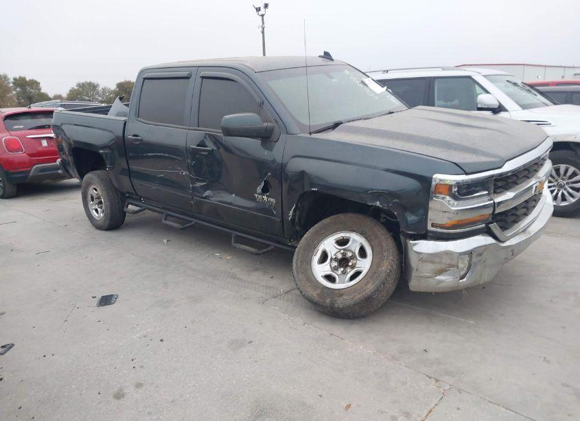 2018 Chevrolet Silverado 1500 1LT (VIN 3GCPCREC1JG495061) main photo