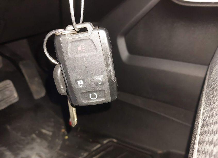 Photo 11 of 2018 Chevrolet Silverado 1500 1LT (VIN 3GCPCREC1JG495061)