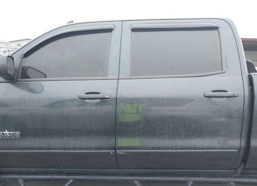 Photo 15 of 2018 Chevrolet Silverado 1500 1LT (VIN 3GCPCREC1JG495061)