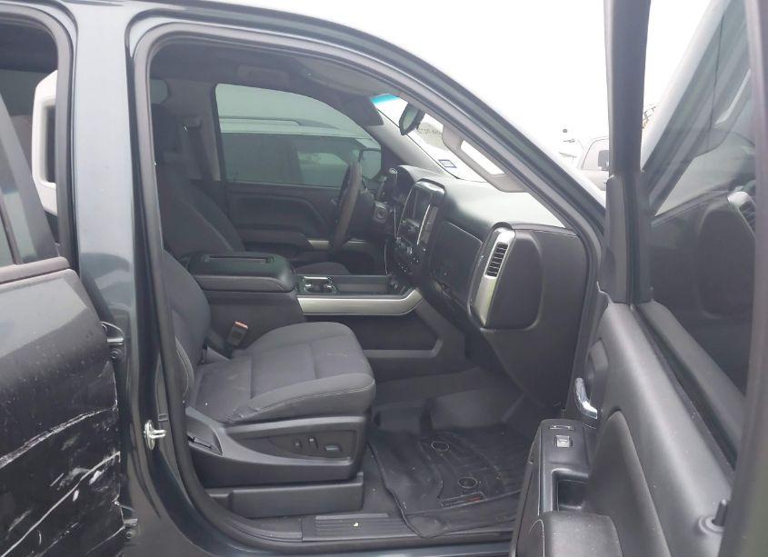 Photo 5 of 2018 Chevrolet Silverado 1500 1LT (VIN 3GCPCREC1JG495061)