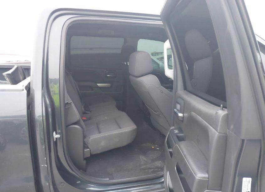 Photo 8 of 2018 Chevrolet Silverado 1500 1LT (VIN 3GCPCREC1JG495061)