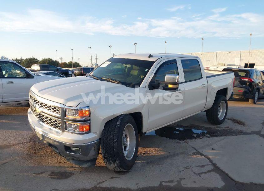Photo 2 of 2014 Chevrolet Silverado 1500 1LT (VIN 3GCPCREC2EG384444)