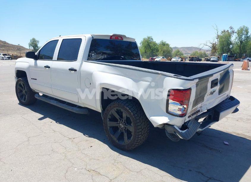 Photo 3 of 2015 Chevrolet Silverado 1500 1LT (VIN 3GCPCREC2FG263141)