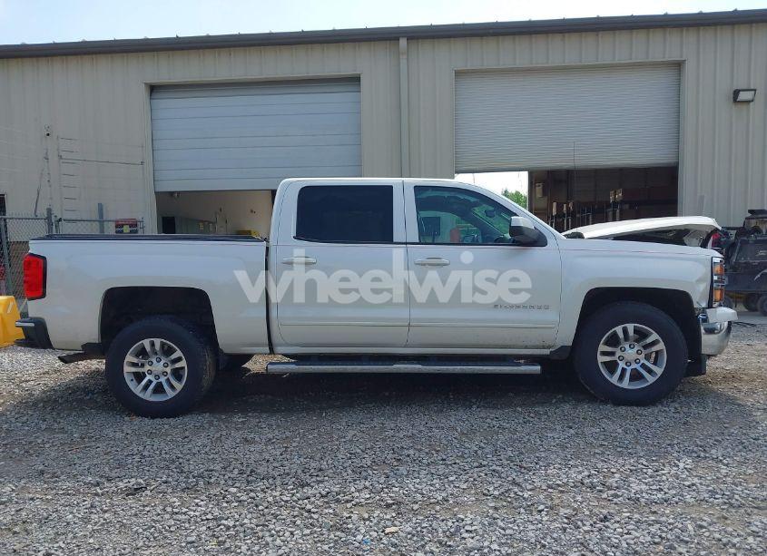 Photo 13 of 2015 Chevrolet Silverado 1500 1LT (VIN 3GCPCREC2FG272700)