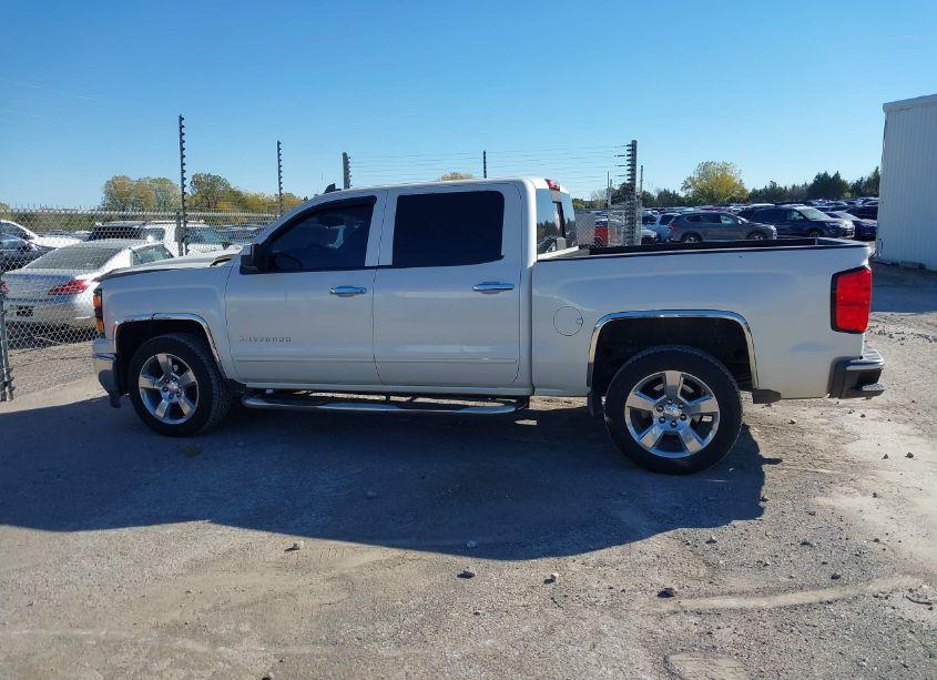 Photo 14 of 2015 Chevrolet Silverado 1500 1LT (VIN 3GCPCREC2FG330143)