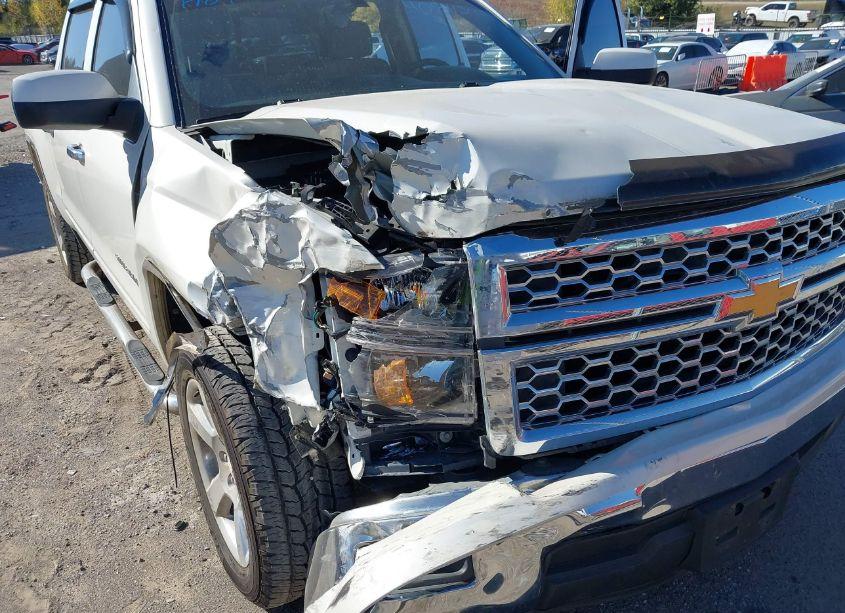 Photo 6 of 2015 Chevrolet Silverado 1500 1LT (VIN 3GCPCREC2FG330143)