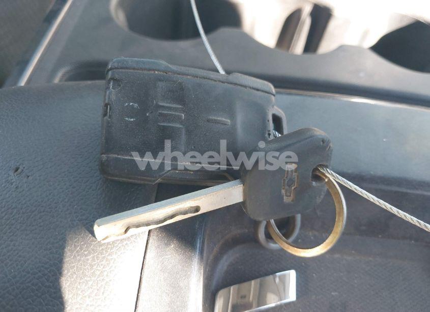 Photo 11 of 2015 Chevrolet Silverado 1500 1LT (VIN 3GCPCREC2FG527197)