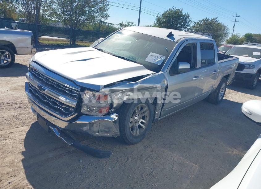 Photo 2 of 2015 Chevrolet Silverado 1500 1LT (VIN 3GCPCREC2FG527197)