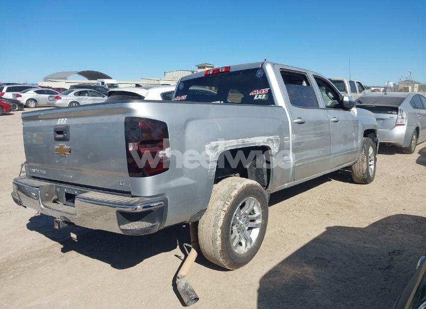 Photo 4 of 2015 Chevrolet Silverado 1500 1LT (VIN 3GCPCREC2FG527197)