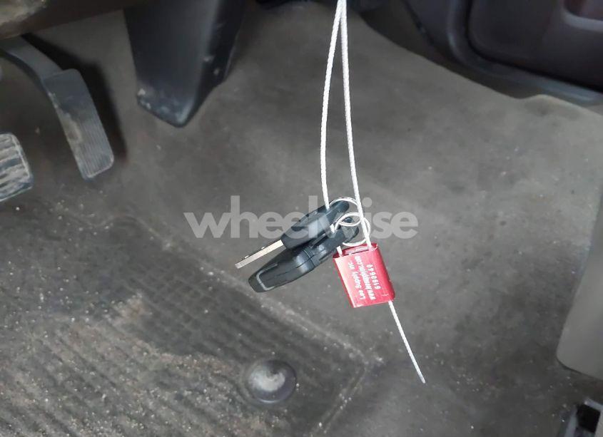 Photo 11 of 2016 Chevrolet Silverado 1500 1LT (VIN 3GCPCREC2GG213115)