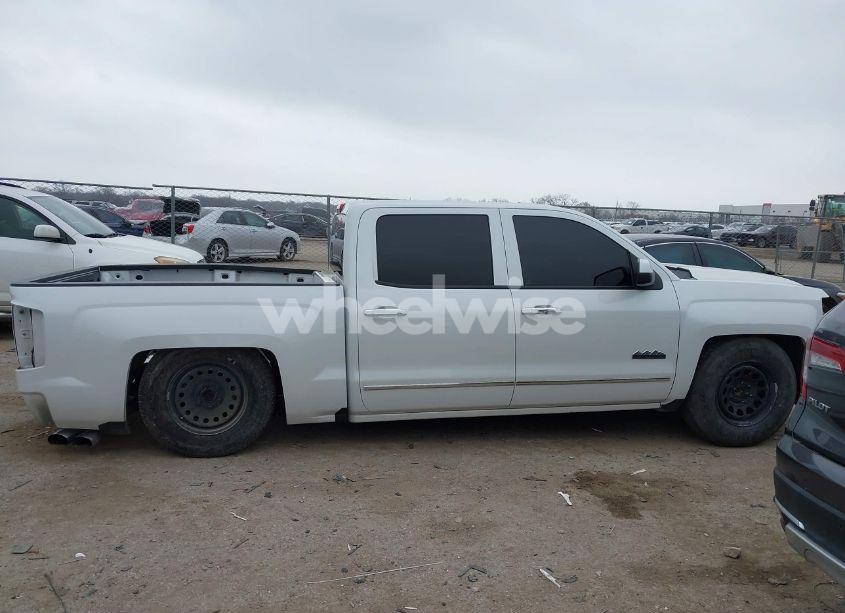 Photo 13 of 2016 Chevrolet Silverado 1500 1LT (VIN 3GCPCREC2GG213115)