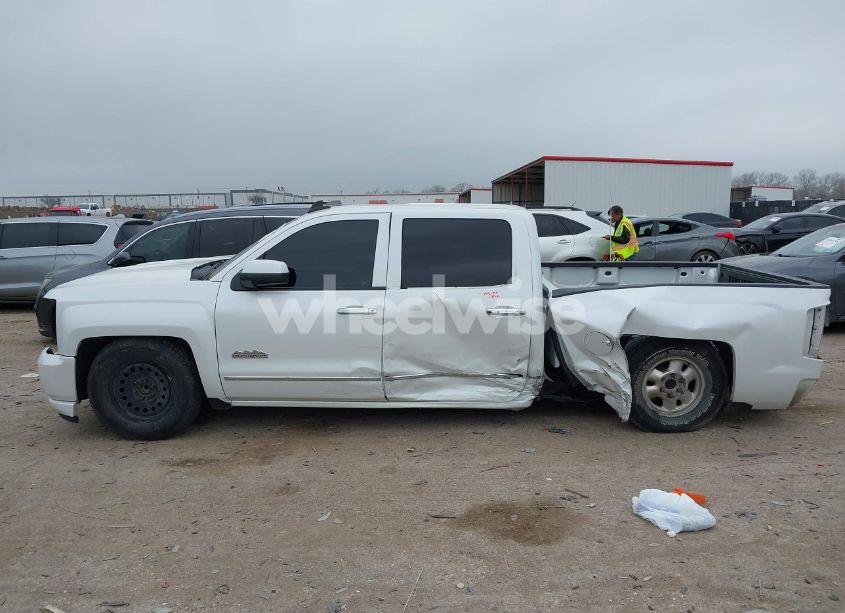 Photo 14 of 2016 Chevrolet Silverado 1500 1LT (VIN 3GCPCREC2GG213115)