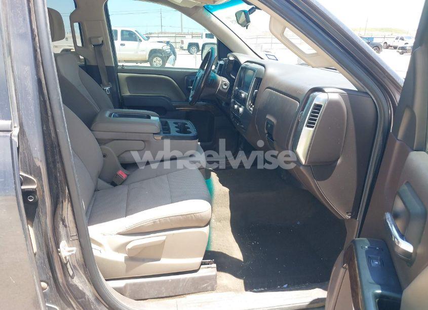 Photo 5 of 2016 Chevrolet Silverado 1500 1LT (VIN 3GCPCREC2GG270530)