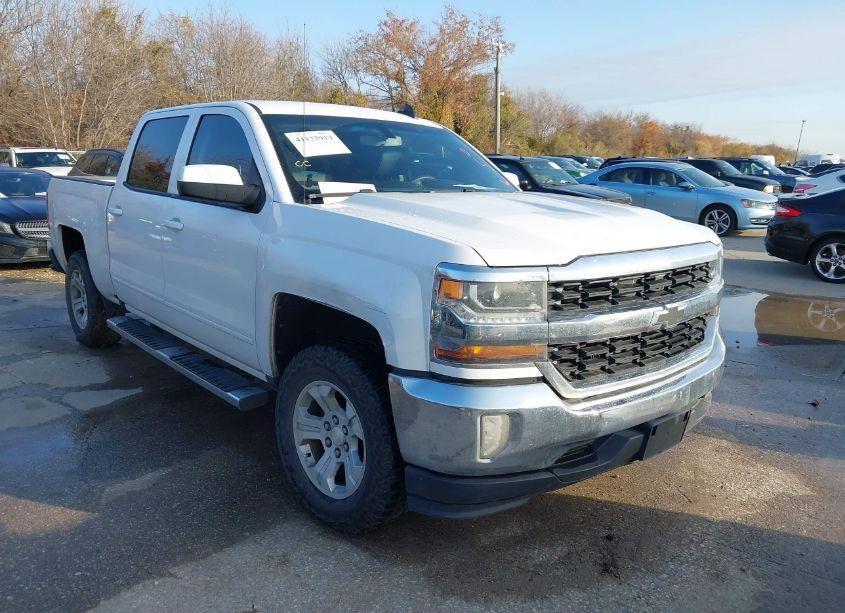 2017 Chevrolet Silverado 1500 1LT (VIN 3GCPCREC2HG112271) main photo