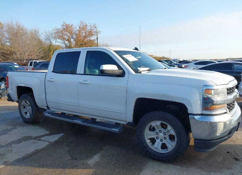 Photo 13 of 2017 Chevrolet Silverado 1500 1LT (VIN 3GCPCREC2HG112271)