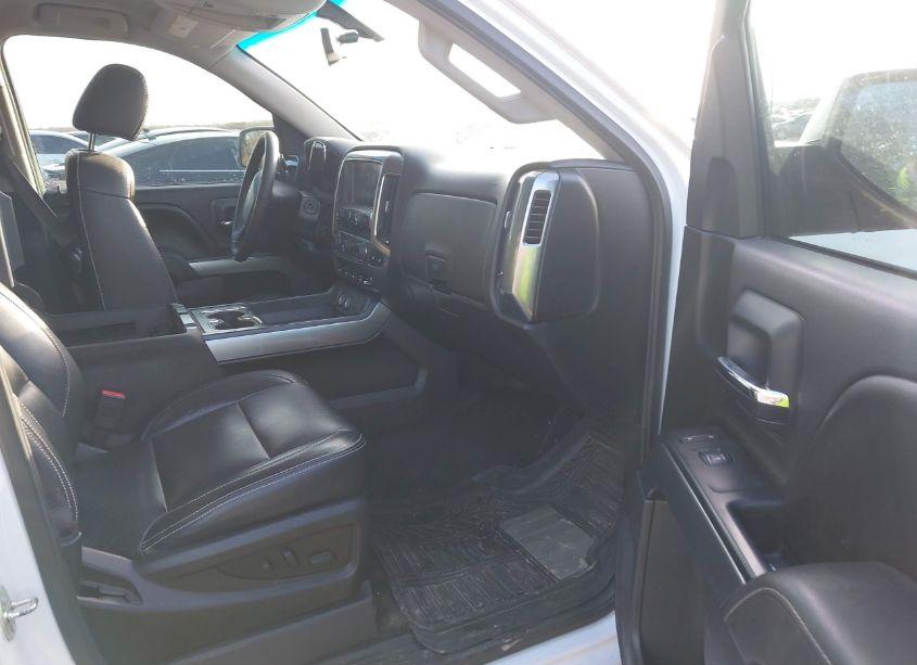 Photo 5 of 2017 Chevrolet Silverado 1500 1LT (VIN 3GCPCREC2HG112271)