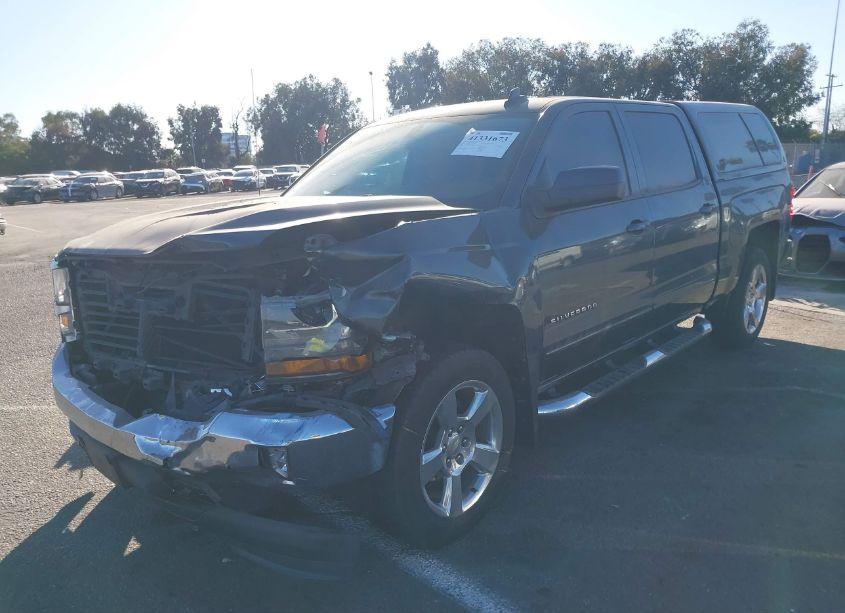 Photo 2 of 2017 Chevrolet Silverado 1500 1LT (VIN 3GCPCREC2HG485021)