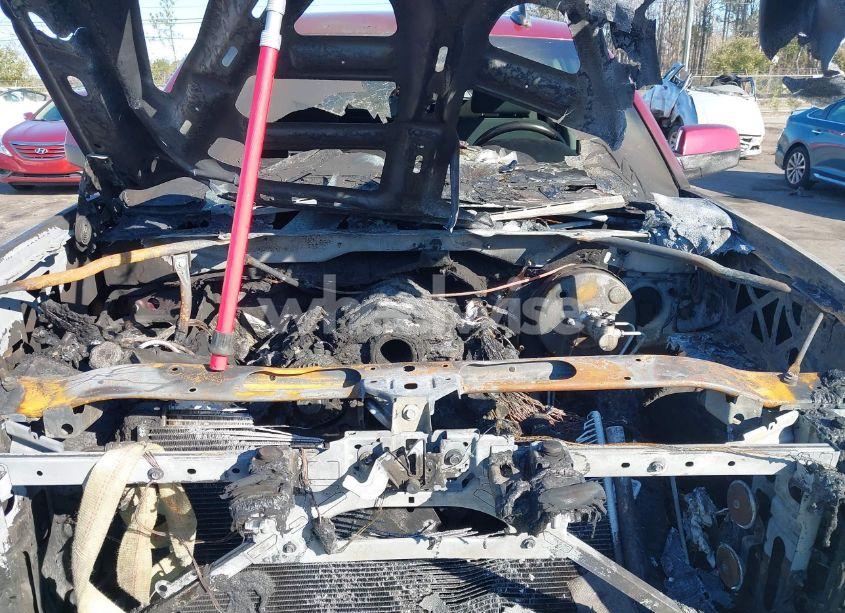 Photo 10 of 2018 Chevrolet Silverado 1500 1LT (VIN 3GCPCREC2JG523952)