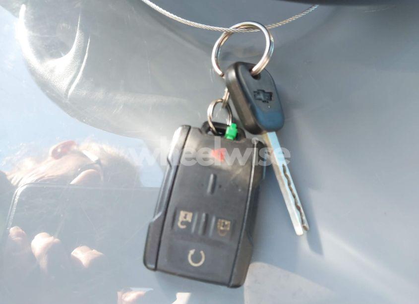 Photo 11 of 2018 Chevrolet Silverado 1500 1LT (VIN 3GCPCREC2JG523952)