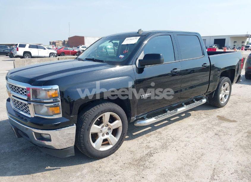 Photo 2 of 2014 Chevrolet Silverado 1500 1LT (VIN 3GCPCREC3EG410727)