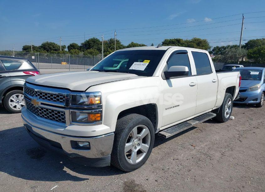 Photo 2 of 2014 Chevrolet Silverado 1500 1LT (VIN 3GCPCREC3EG488246)