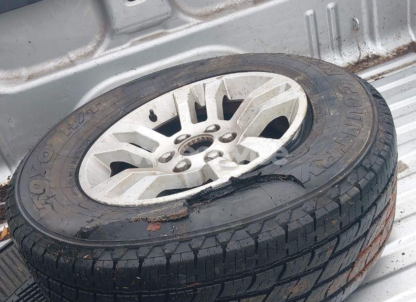 Photo 12 of 2014 Chevrolet Silverado 1500 1LT (VIN 3GCPCREC3EG527031)