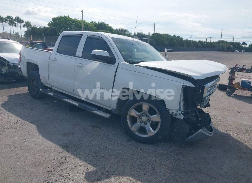 2015 Chevrolet Silverado 1500 1LT (VIN 3GCPCREC3FG177594) main photo